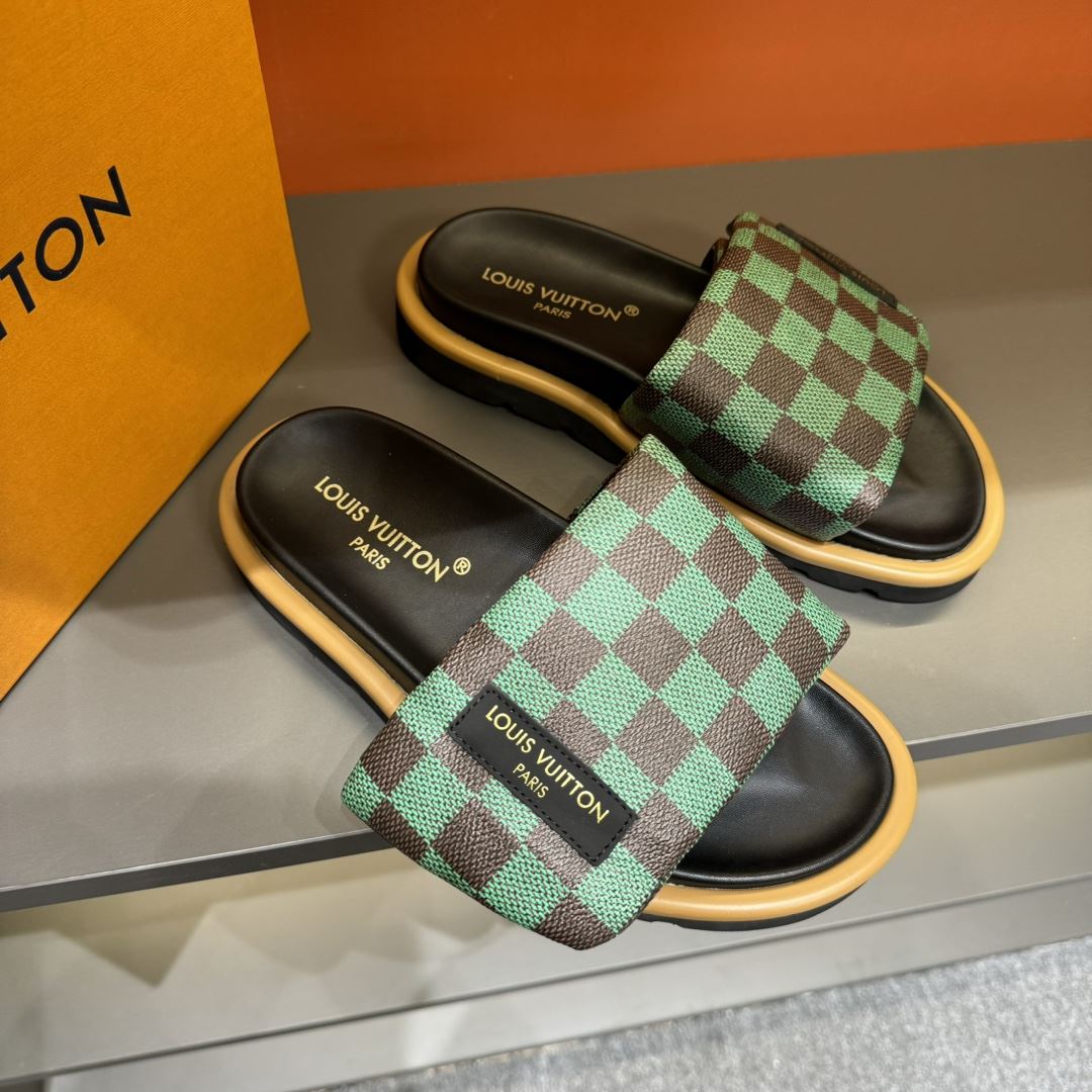 Louis Vuitton Slippers